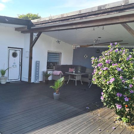 Grosse Wohnung Mit Terrasse Und Grill Grosssolt Екстериор снимка